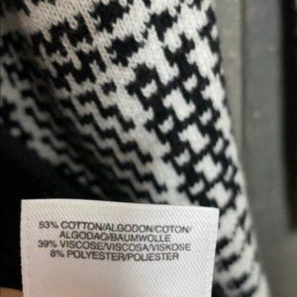 Long  Cardigan - Picture 2 of 6